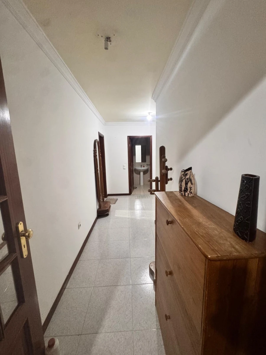 Apartamento T4 para Venda em Gandra Foto 7