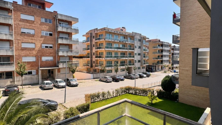 Apartamento T4 para Venda em Gandra