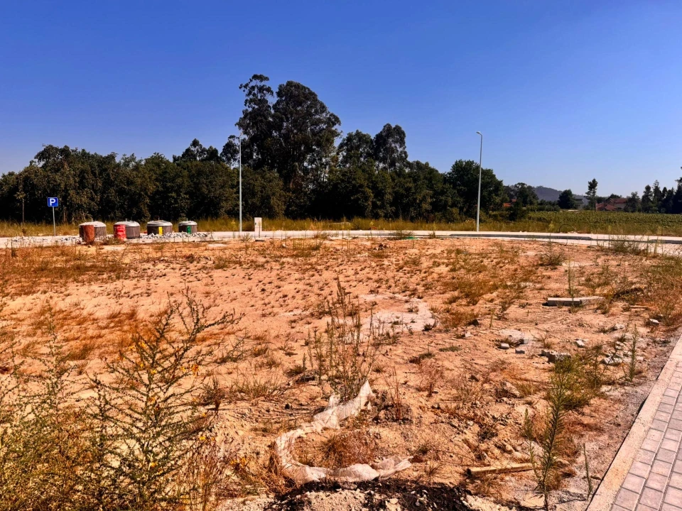 Terreno para Venda em Refontoura Foto 16