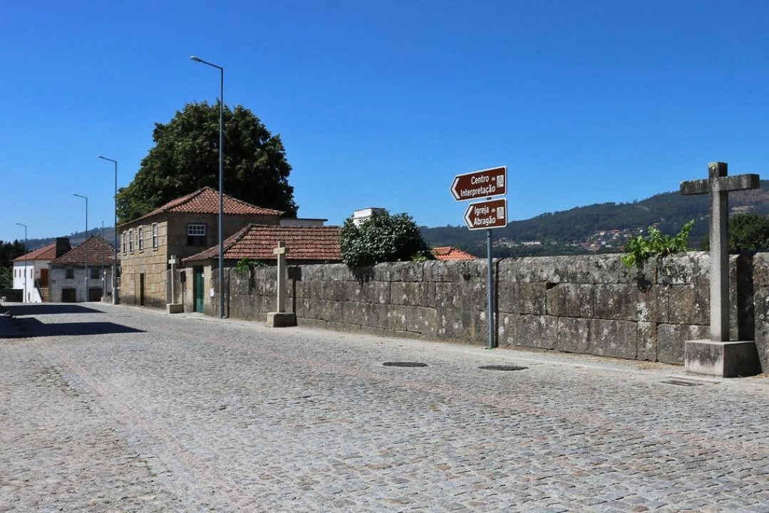 Moradia T6 para Venda em Abragão Foto 26