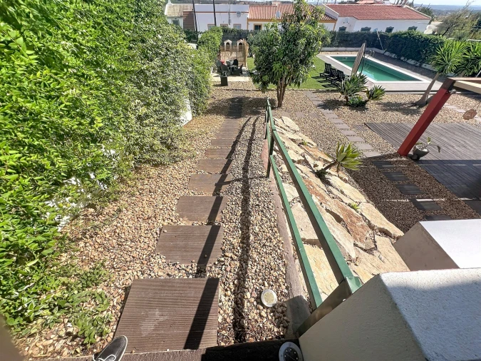 Moradia T4 para Venda em Azinhal Foto 3