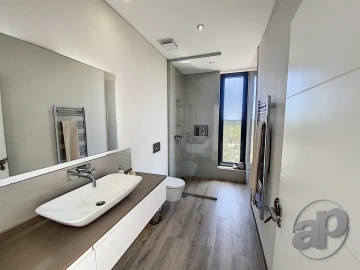 Moradia T5 para Venda em Vila Nova de Cacela