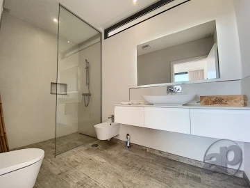 Moradia T5 para Venda em Vila Nova de Cacela