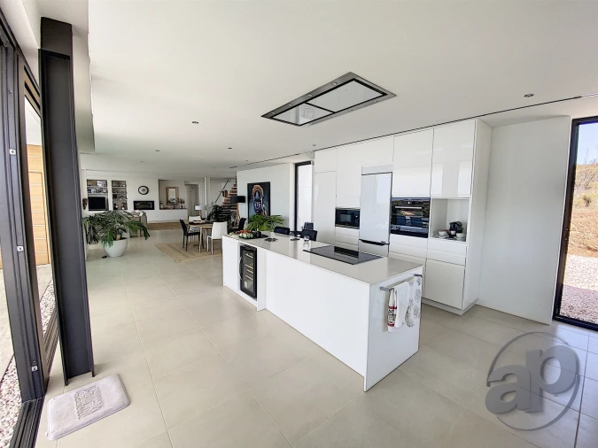 Moradia T5 para Venda em Vila Nova de Cacela Foto 10