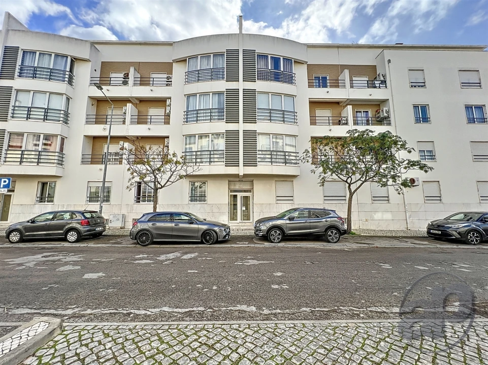 Apartamento T3 para Venda em Vila Real de Santo Antonio Foto 1