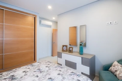 Moradia T4 para Venda em Vila Real de Santo Antonio