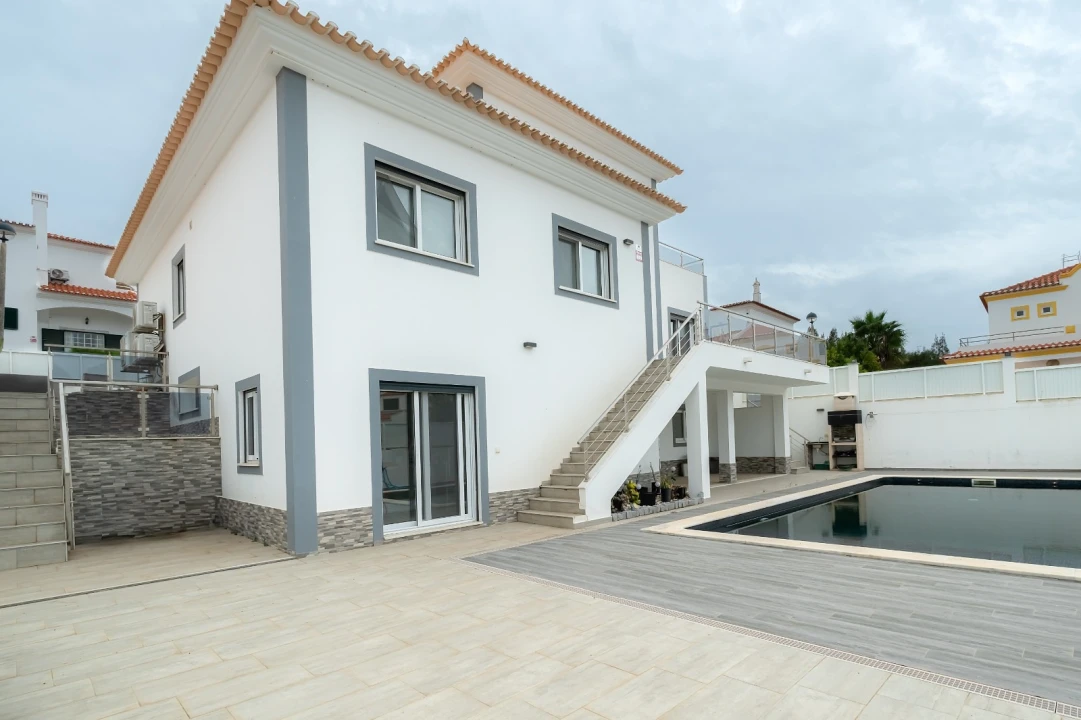Moradia T4 para Venda em Vila Real de Santo Antonio Foto 1
