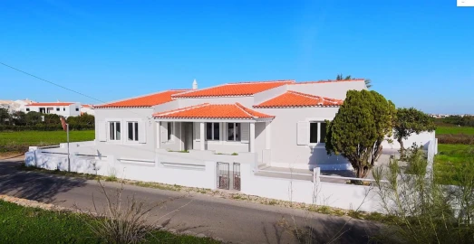 Moradia T5 para Venda em Vila Nova de Cacela