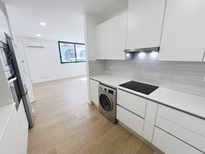 Apartamento T2 para Venda em Vila Real de Santo Antonio Foto 4