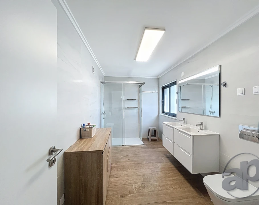 Apartamento T2 para Venda em Vila Real de Santo Antonio Foto 6