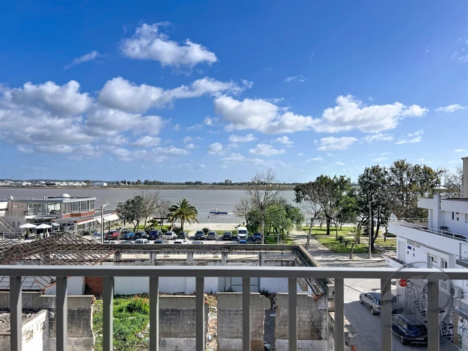 Apartamento T2 para Venda em Vila Real de Santo Antonio Foto 2