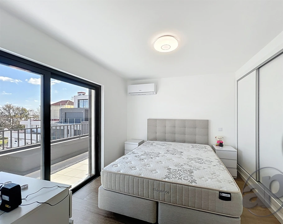 Apartamento T2 para Venda em Vila Real de Santo Antonio Foto 4