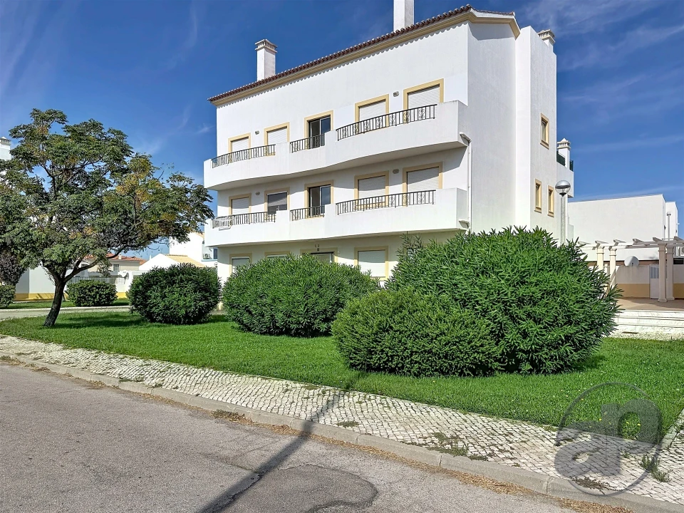 Apartamento T2 para Venda em Altura Foto 1