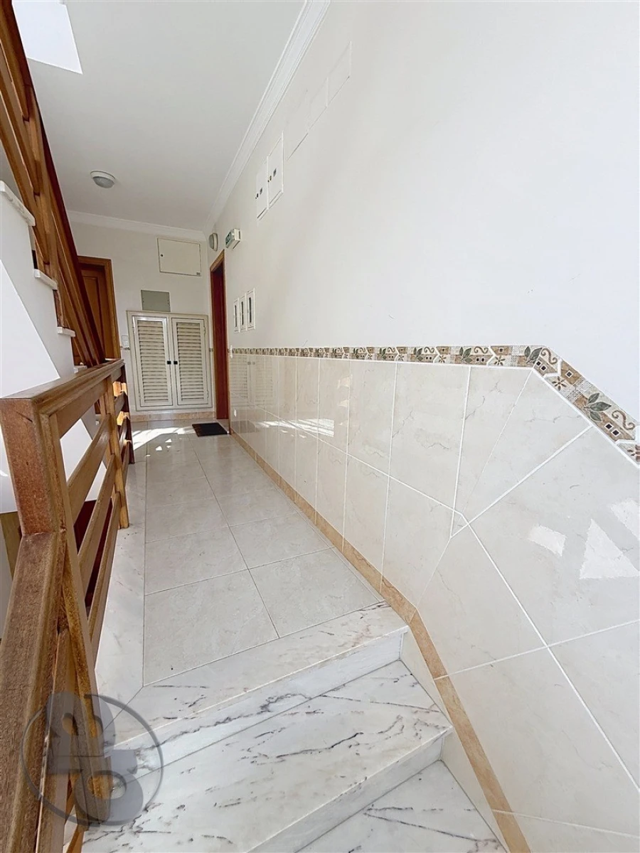 Apartamento T2 para Venda em Altura Foto 16