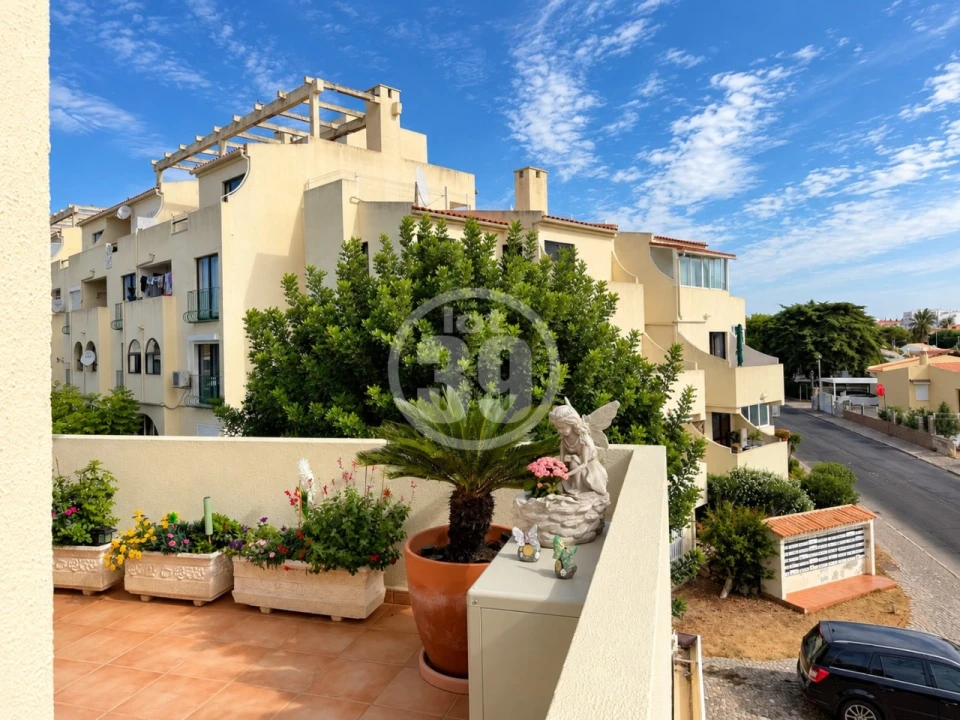 Apartamento T2 para Venda em Albufeira e Olhos de Água Foto 36