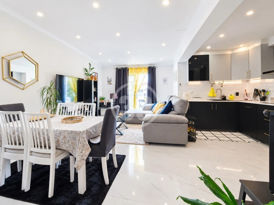 Apartamento T2 para Venda em Albufeira e Olhos de Água Foto 7