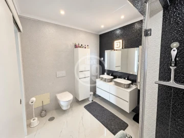 Apartamento T2 para Venda em Albufeira e Olhos de Água