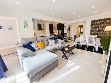 Apartamento T2 para Venda em Albufeira e Olhos de Água
