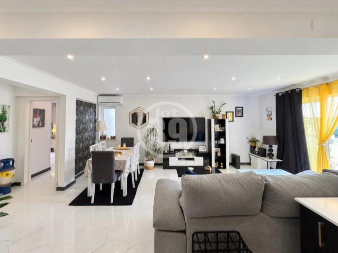 Apartamento T2 para Venda em Albufeira e Olhos de Água Foto 14