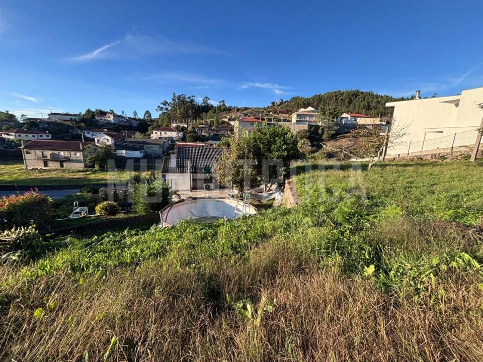 Moradia T3 para Venda em Espinho Foto 19