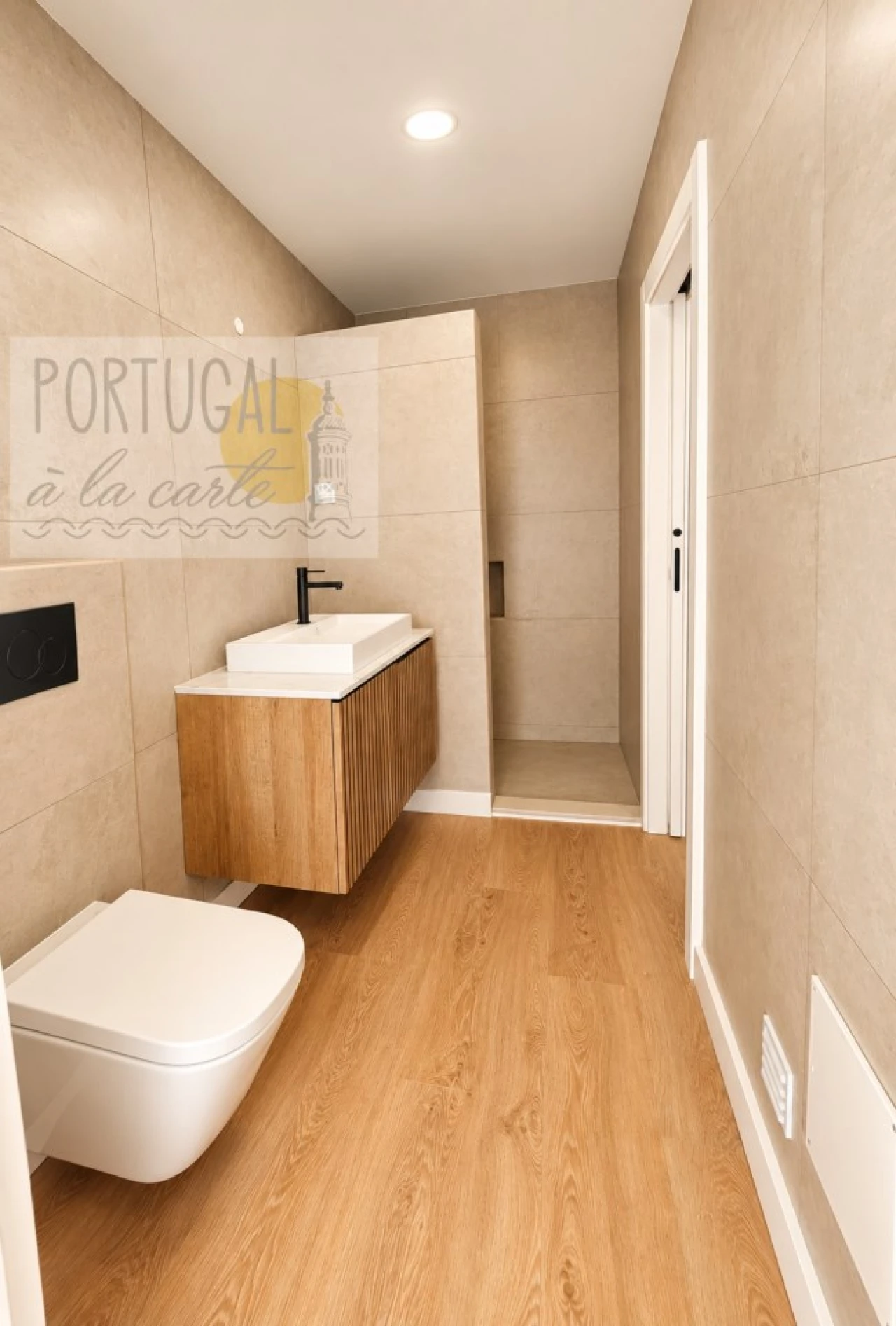 Moradia T4 para Venda em Olhão Foto 10
