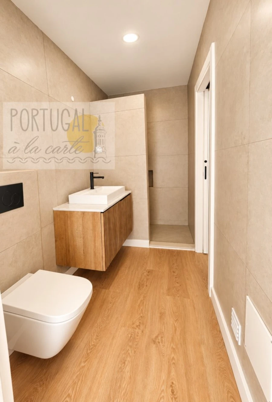 Moradia T4 para Venda em Olhão Foto 10