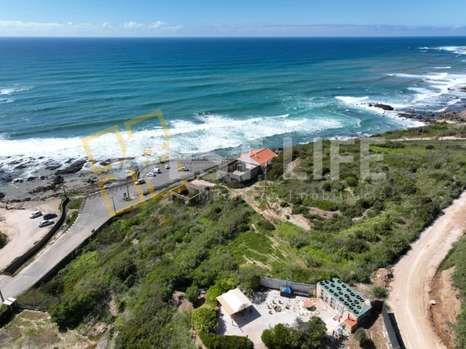 Moradia T5 para Venda em São Pedro da Cadeira Foto 32