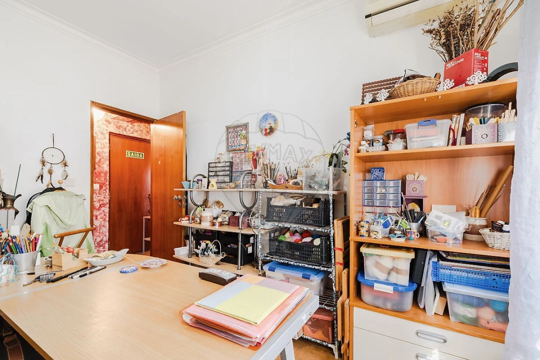 Apartamento T2 para Venda em Vila Franca de Xira Foto 19