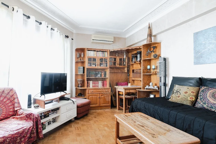 Apartamento T2 para Venda em Vila Franca de Xira Foto 5
