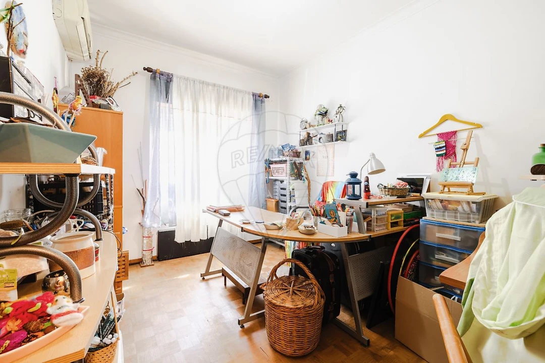 Apartamento T2 para Venda em Vila Franca de Xira Foto 17