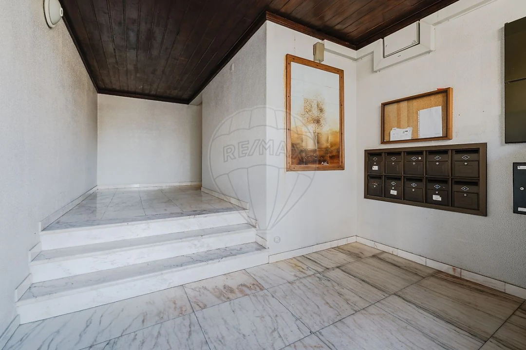 Apartamento T3 para Venda em Vila Franca de Xira Foto 37