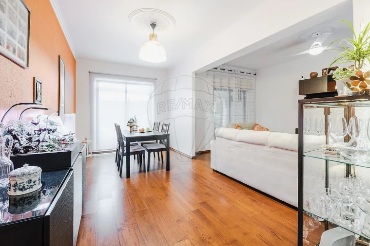 Apartamento T3 para Venda em Vila Franca de Xira Foto 4
