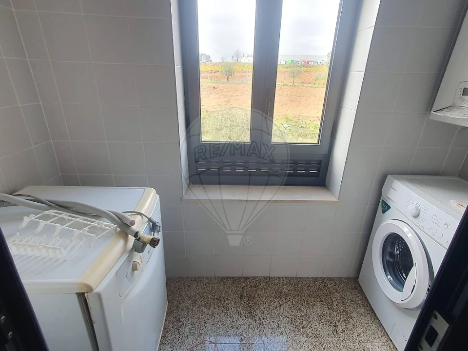 Apartamento T3 para Venda em Oliveira do Douro Foto 7
