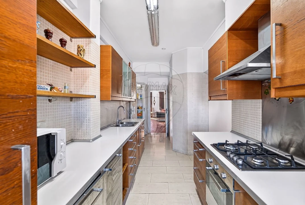 Apartamento T4 para Venda em São Domingos de Benfica Foto 15