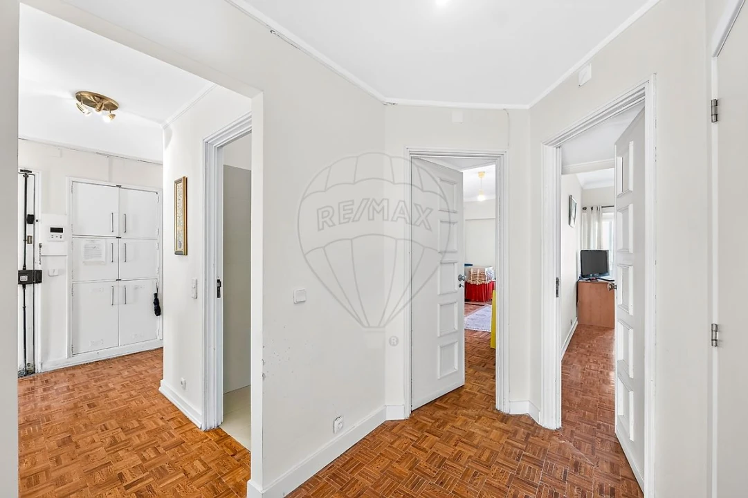 Apartamento T4 para Venda em São Domingos de Benfica Foto 33