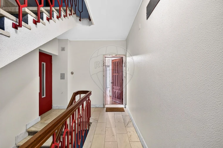 Apartamento T4 para Venda em São Domingos de Benfica Foto 40