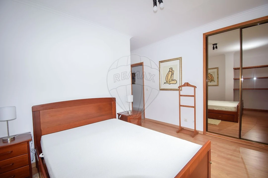 Apartamento T1 para Arrendamento em Cacém e São Marcos Foto 19