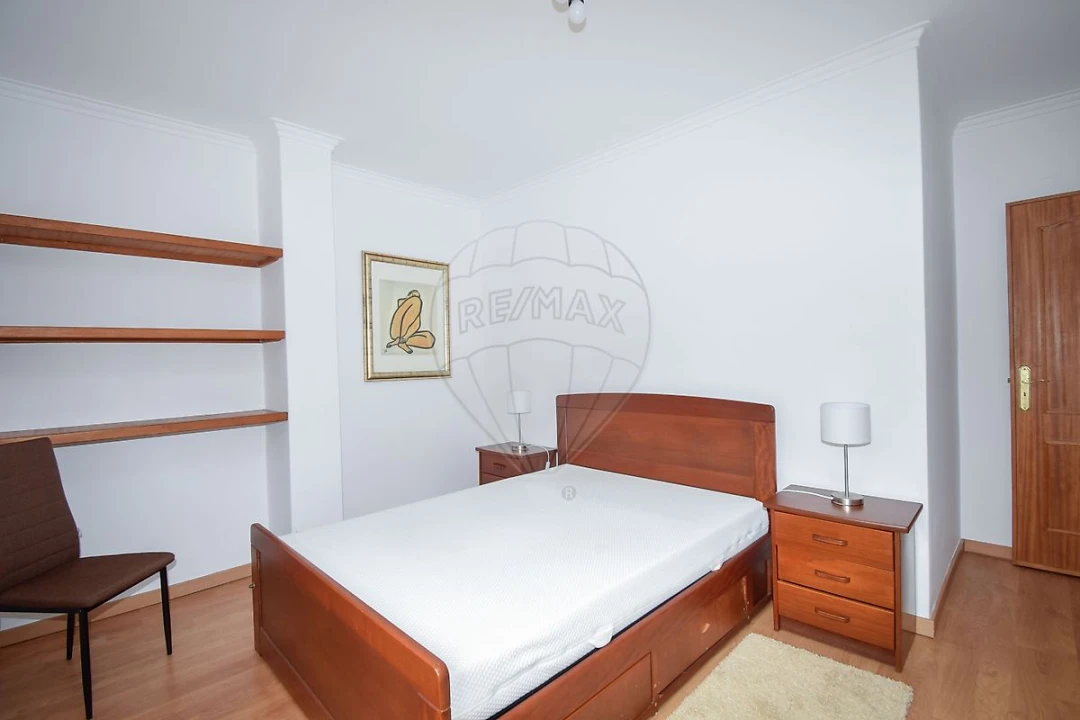 Apartamento T1 para Arrendamento em Cacém e São Marcos Foto 17