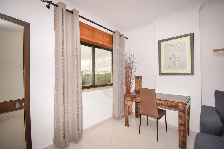 Apartamento T1 para Arrendamento em Cacém e São Marcos Foto 15