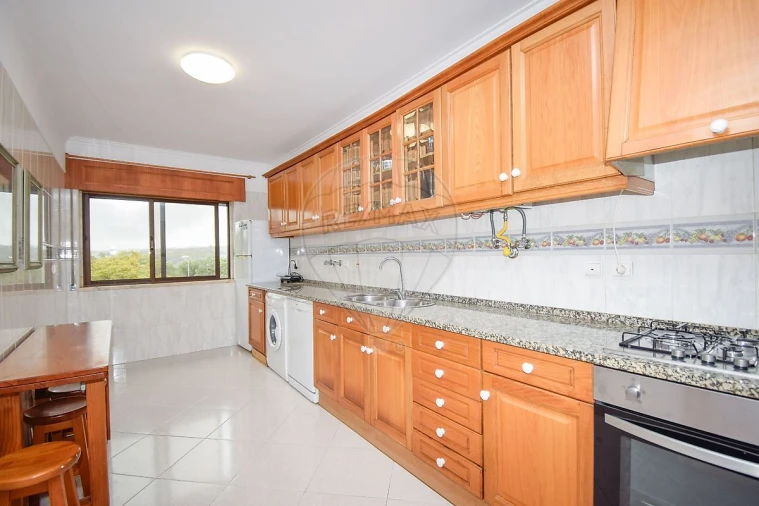 Apartamento T1 para Arrendamento em Cacém e São Marcos Foto 7