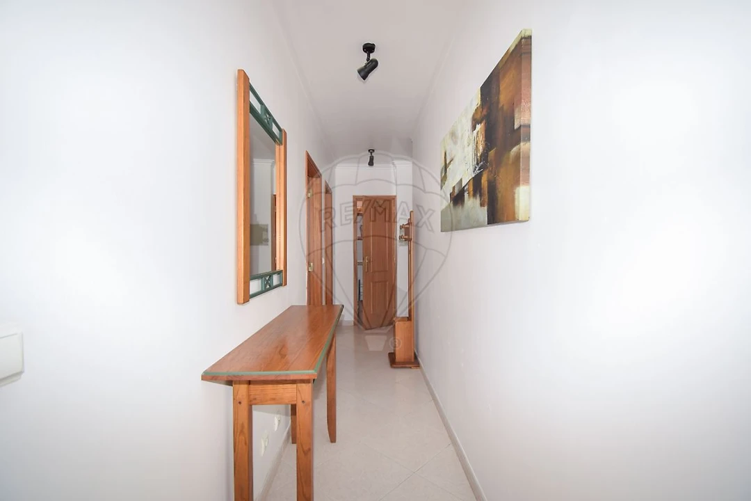 Apartamento T1 para Arrendamento em Cacém e São Marcos Foto 20
