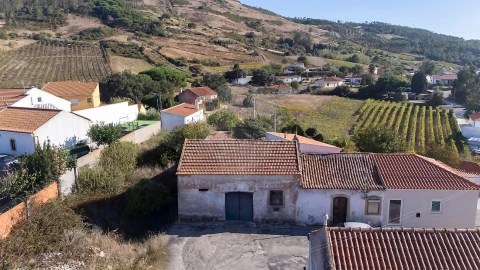 Moradia T1 para Venda em Maxial e Monte Redondo