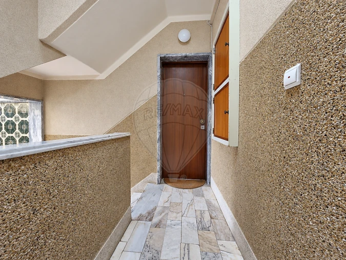 Apartamento T3 para Venda em Vialonga Foto 24