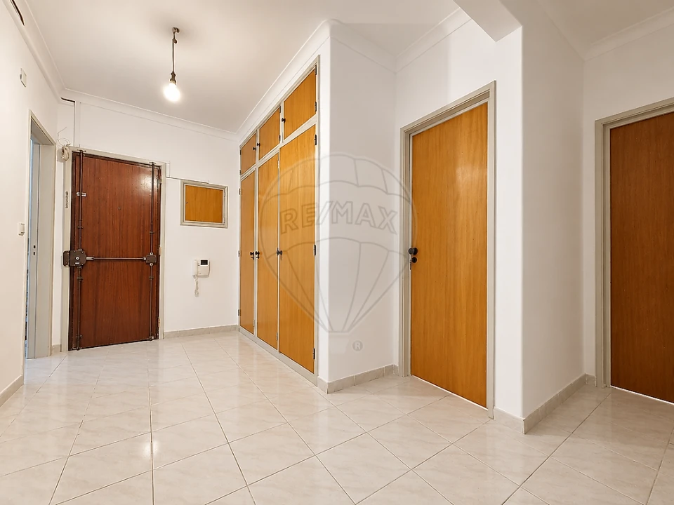 Apartamento T3 para Venda em Vialonga Foto 7