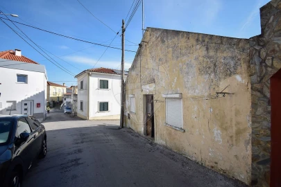 Armazém para Venda em Malveira e São Miguel de Alcainça