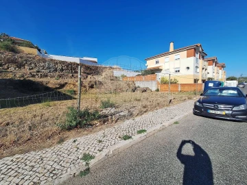 Terreno para Venda em Carregado e Cadafais