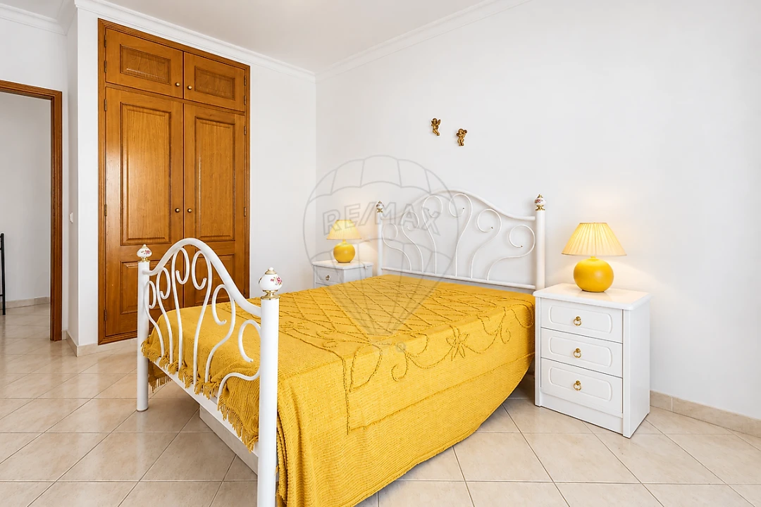 Apartamento T2 para Venda em Armação de Pera Foto 19