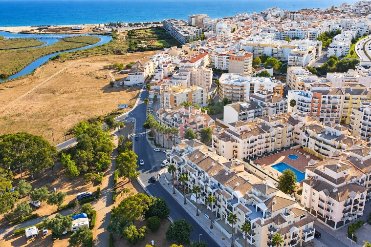 Apartamento T2 para Venda em Armação de Pera Foto 32
