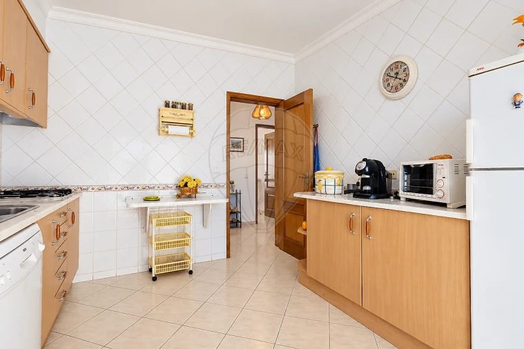 Apartamento T2 para Venda em Armação de Pera Foto 4