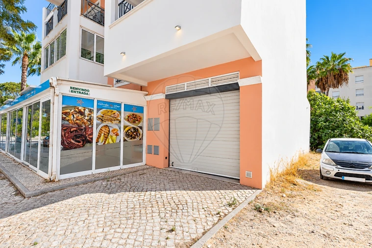Apartamento T2 para Venda em Armação de Pera Foto 30